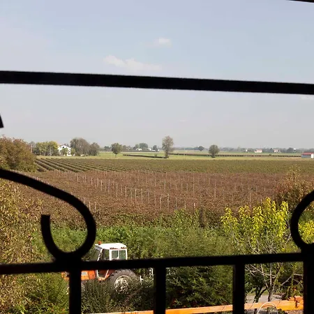 בית חווה Il Bove רג'ו אמיליה